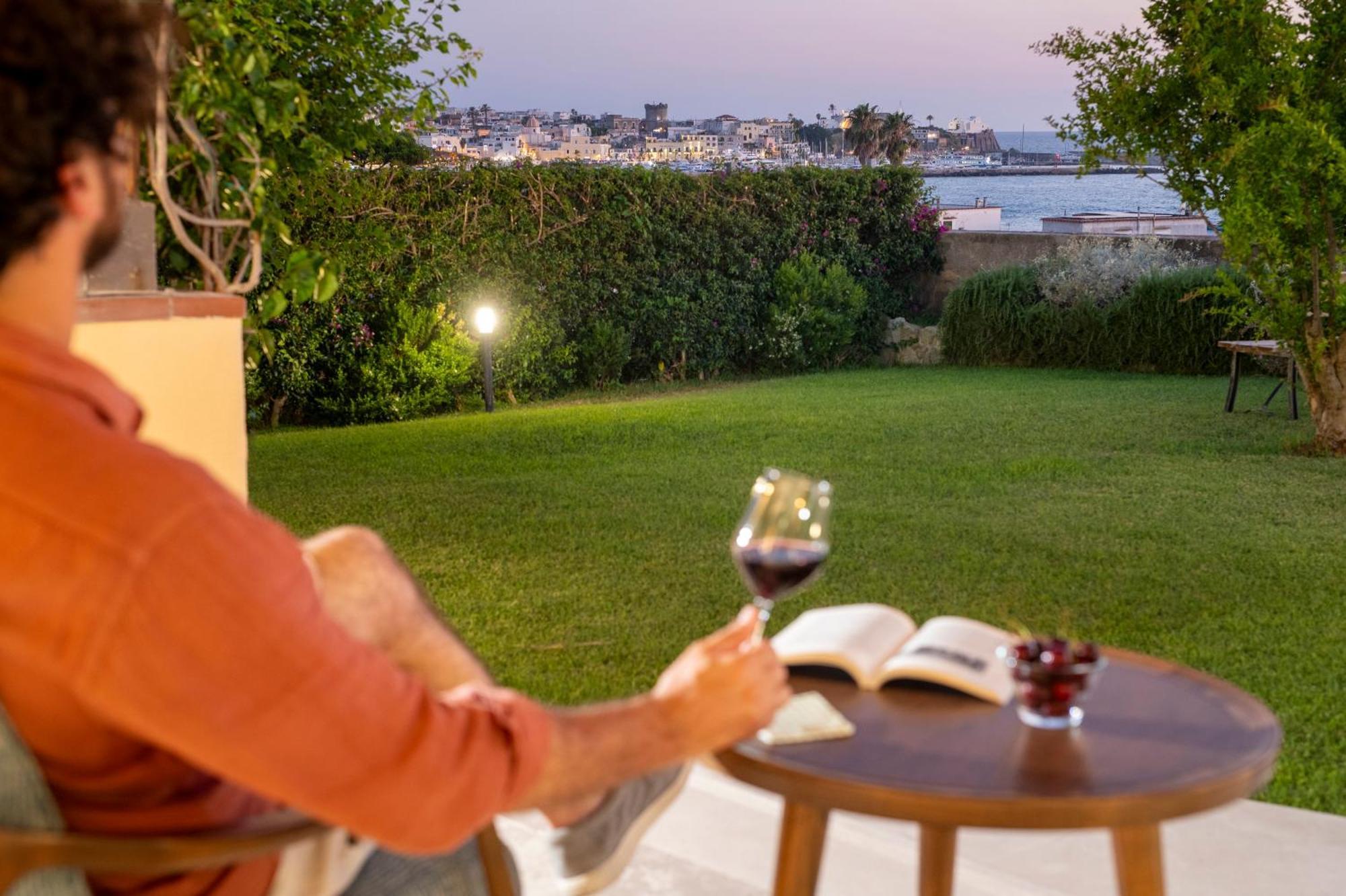Orablu Executive Villas Forio di Ischia 外观 照片